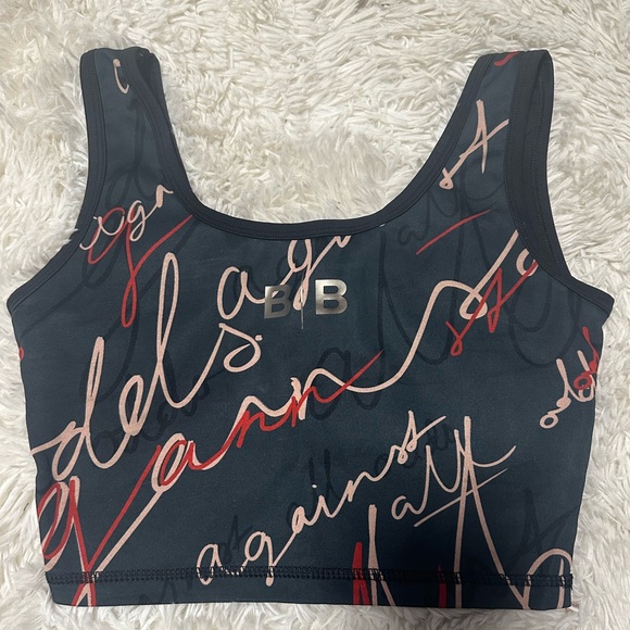 Beverly Beach Body by Dorit workout top 🎄🎅🏼 - Picture 4 of 5